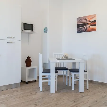 Ujakovic Apartament