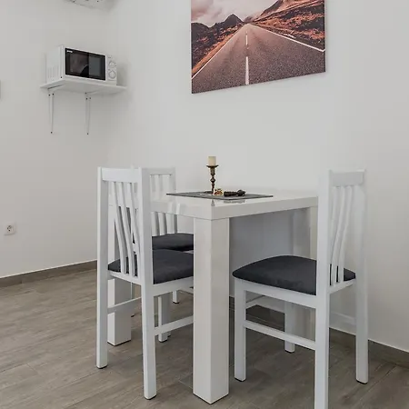 Apartament Ujakovic *