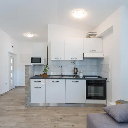 Ujakovic Apartament Privlaka (Zadar)